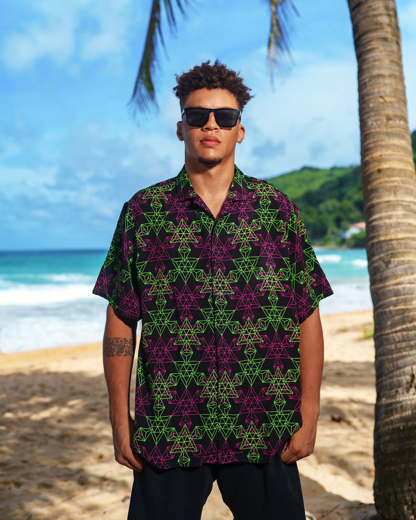 Trama Universal shirt